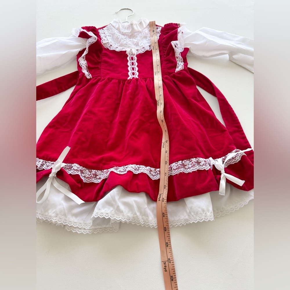 Vintage - Reitmans Dress - Red Velvet with White Lace/Ruffle-Long Sleeve - Size6 - Picture 10 of 10